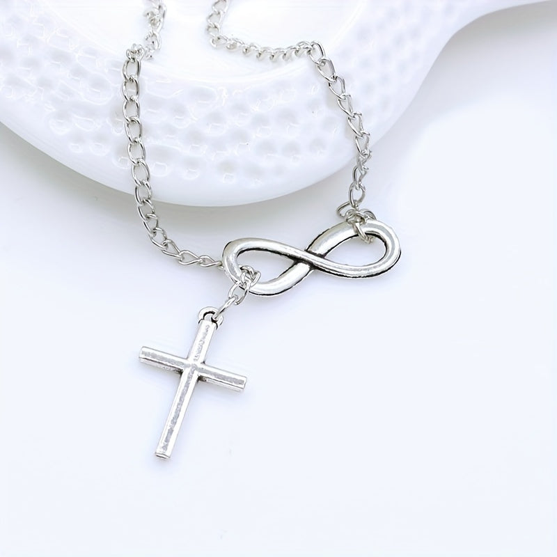 Lucky 8 Cross Short Necklace – Simple & Stylish Jewelry