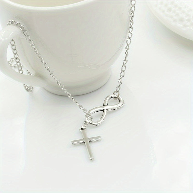 Lucky 8 Cross Short Necklace – Simple & Stylish Jewelry