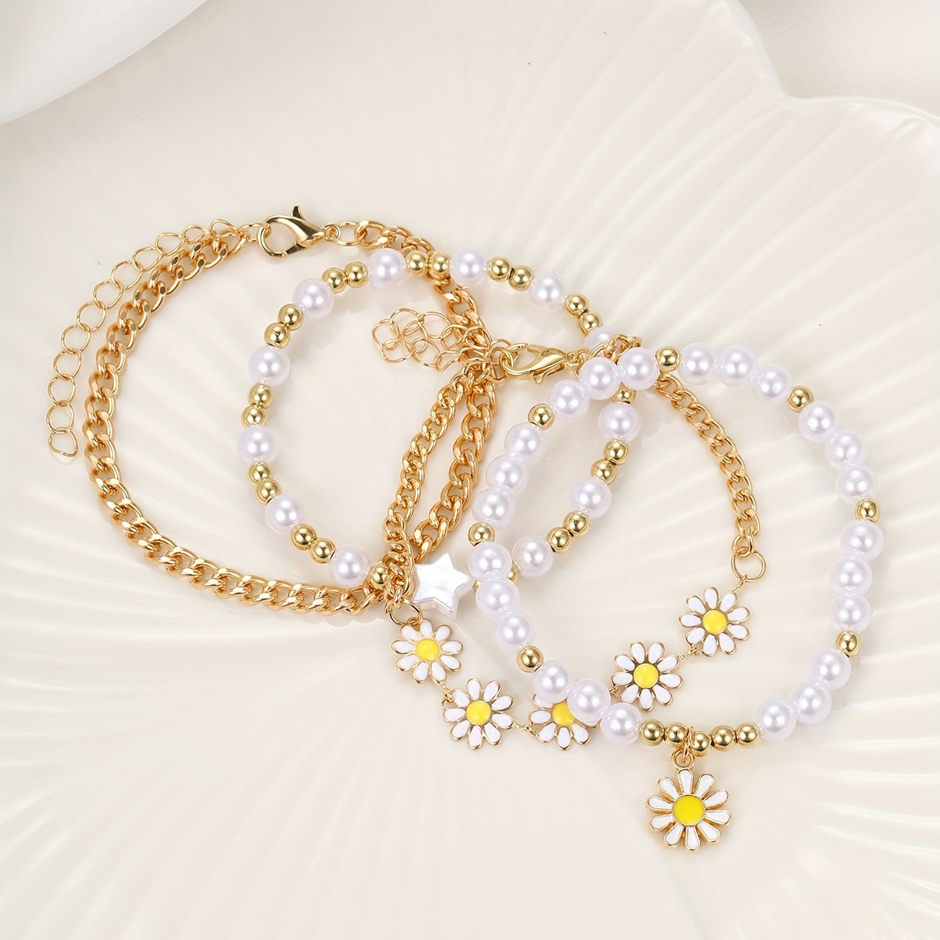 4PCS Daisy Flower & Pearl Bracelet Set – Delicate Hand Jewelry for Women