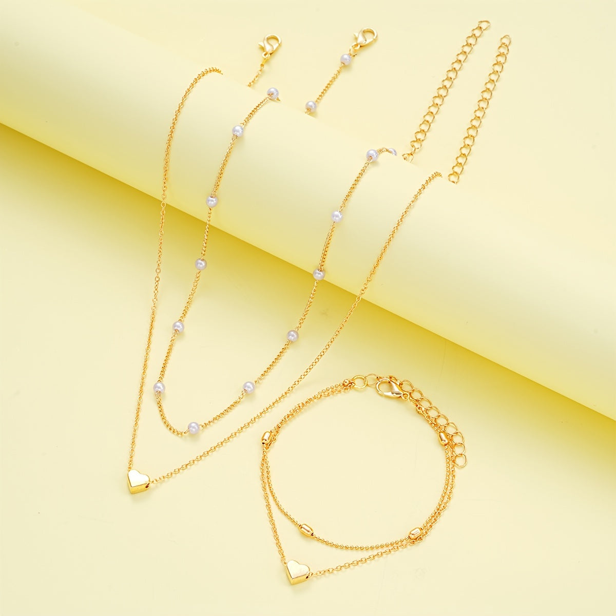 3-Piece Women’s Imitation Pearl Jewelry Set – Necklace & Bracelet
