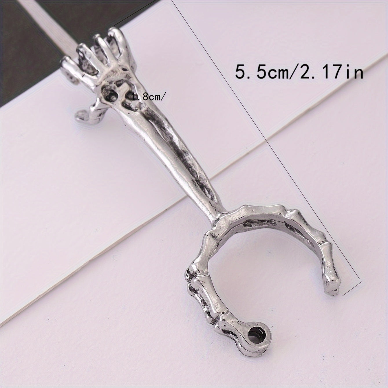 Hand Bone Skull Ring – Unique Statement Jewelry for Men & Women