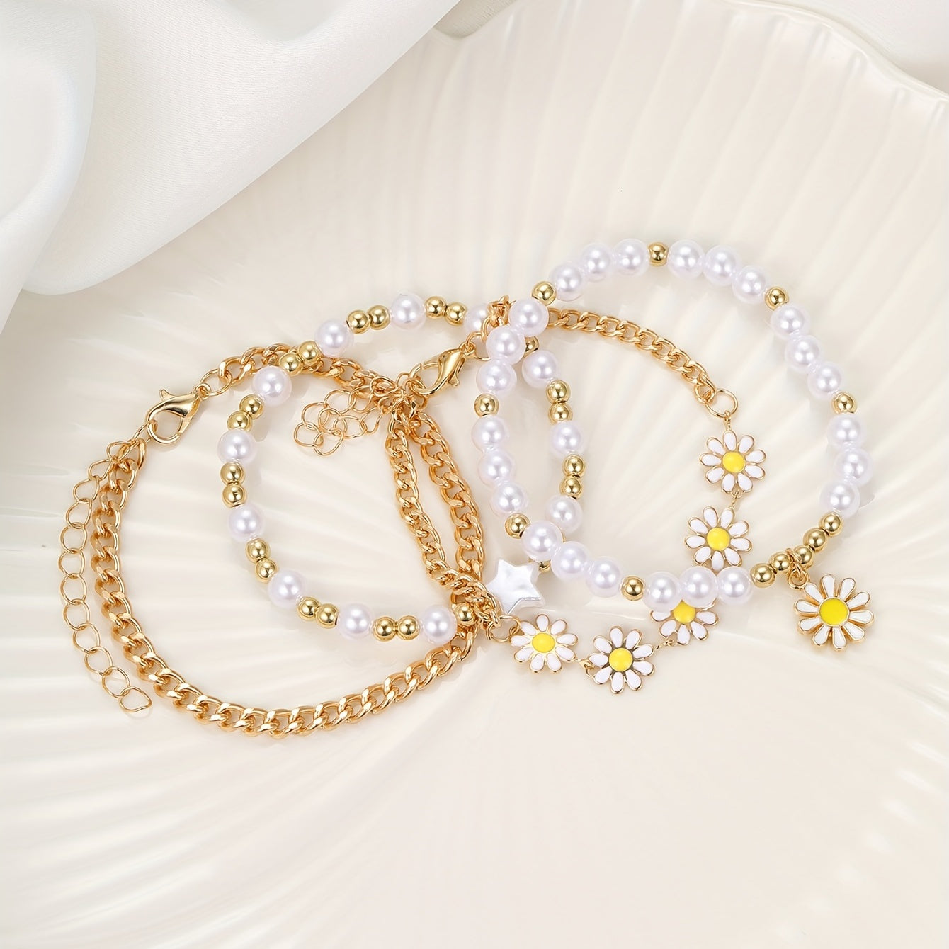 4PCS Daisy Flower & Pearl Bracelet Set – Delicate Hand Jewelry for Women